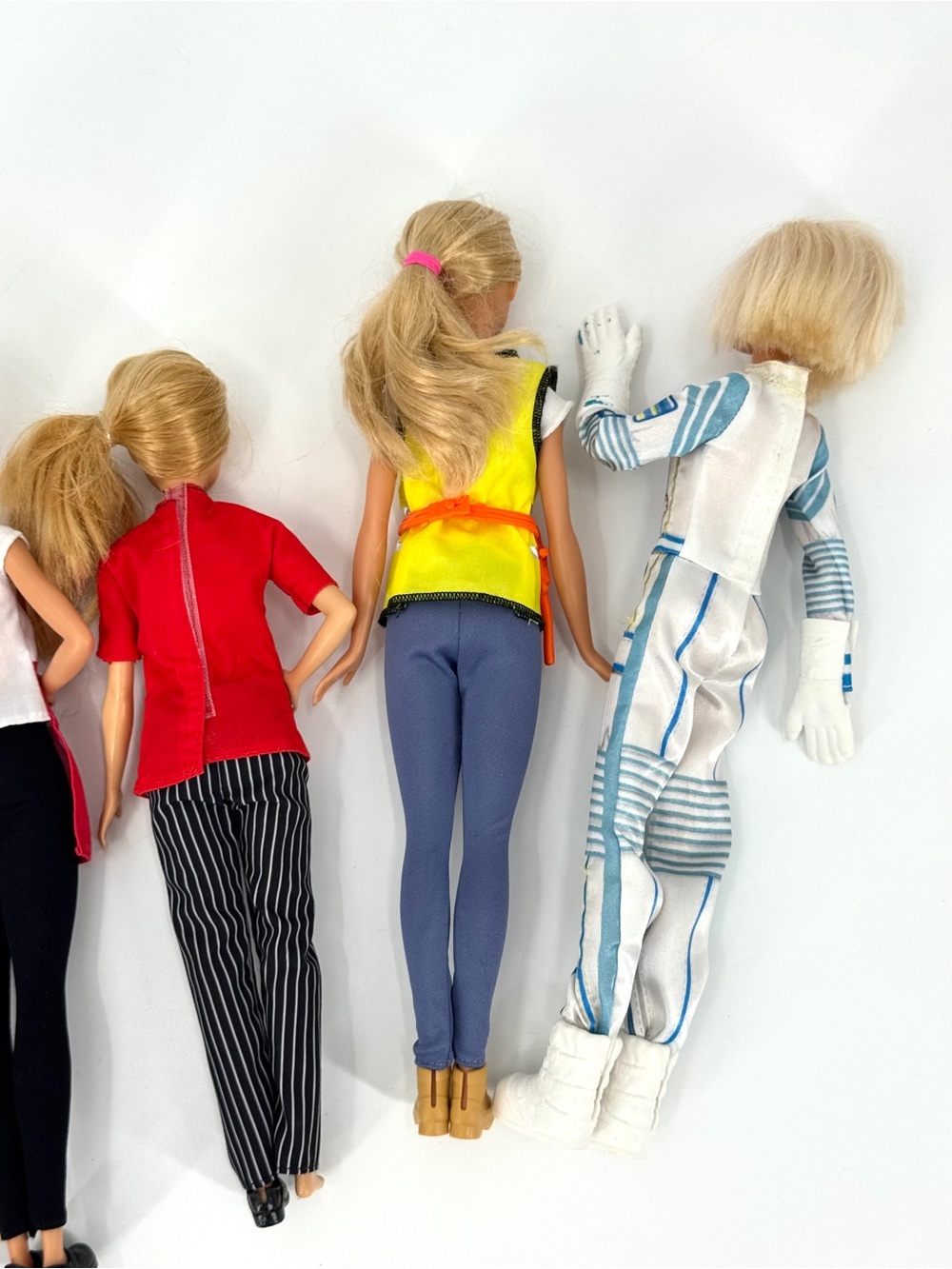 Lot of 8 Career Barbies & Acc. + Babies 60 Pc.+ - Picture 9 of 11